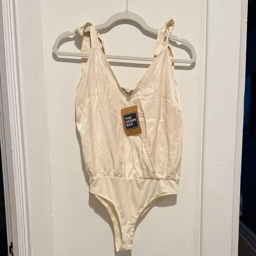 4SI3NNA Cream Bodysuit